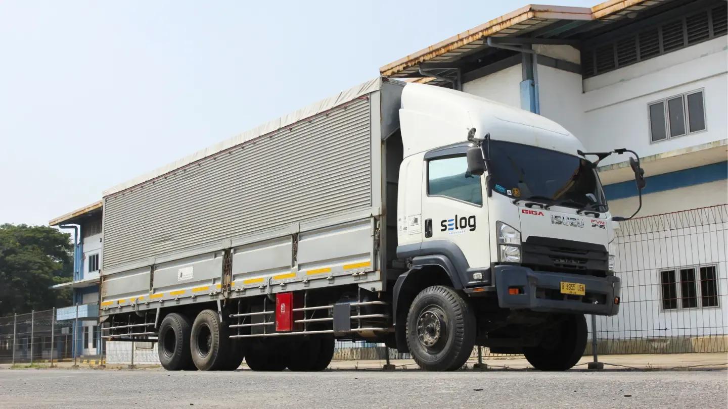 Mengenal Truk Wingbox dan Keunggulannya buat Pengiriman